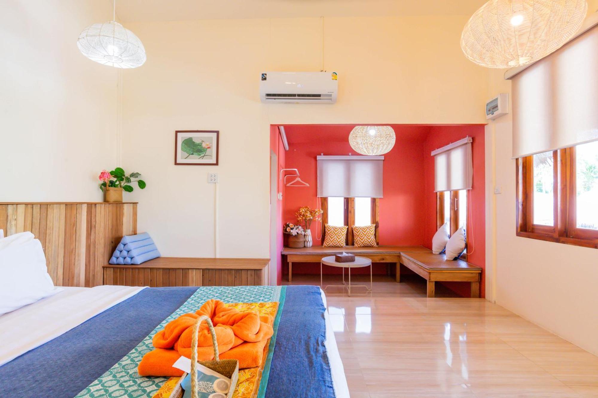 Varni Homestay Phatthalung Esterno foto